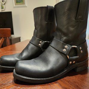 Frye Men's 8R Harness Boot Black Size 9